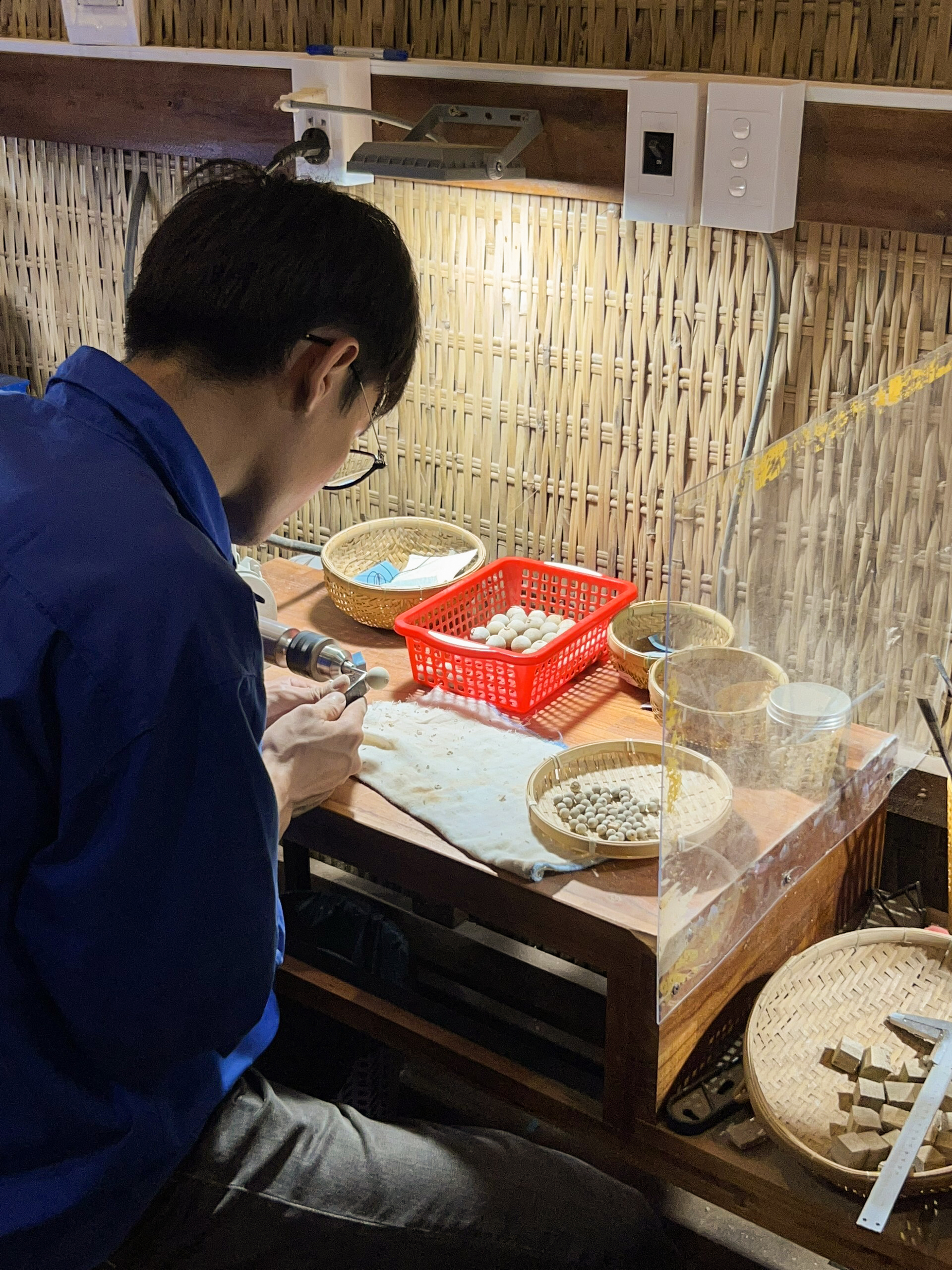 Nghề Trầm Hương Truyền Thống