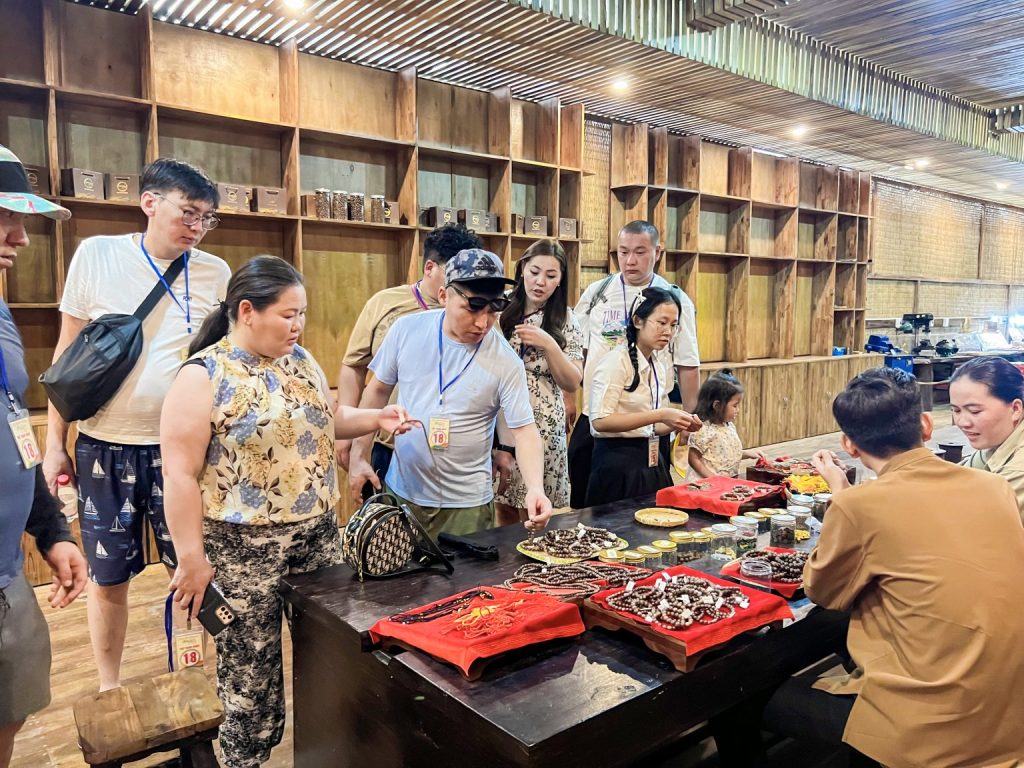 Trầm Cao Cấp Phú Quốc: Đặc Trưng Và Cách Phân Biệt Hàng Thật