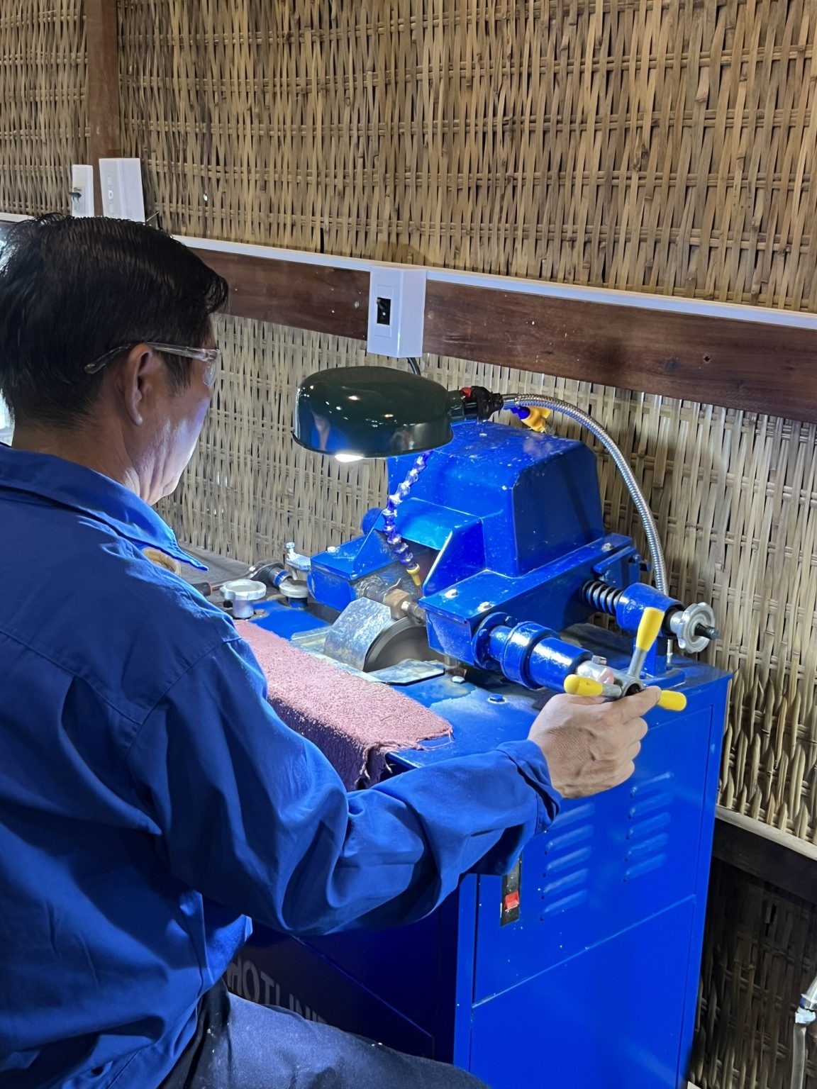 Nghề Trầm Hương Truyền Thống