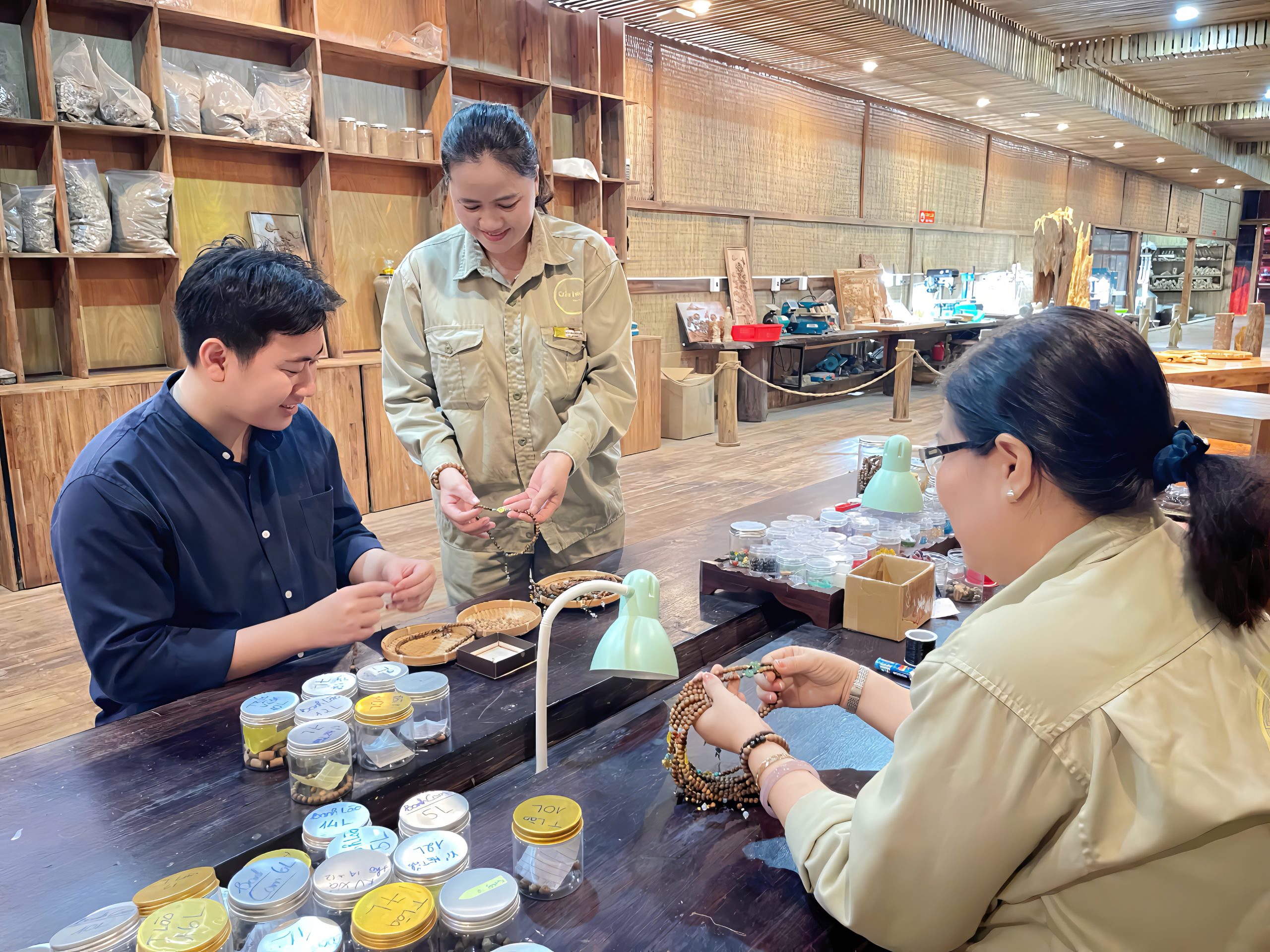 Ứng Dụng Trầm Cao Cấp Phú Quốc Trong Cuộc Sống Hàng Ngày