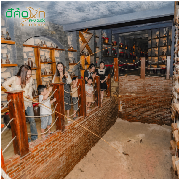 Rượu Trầm Hương