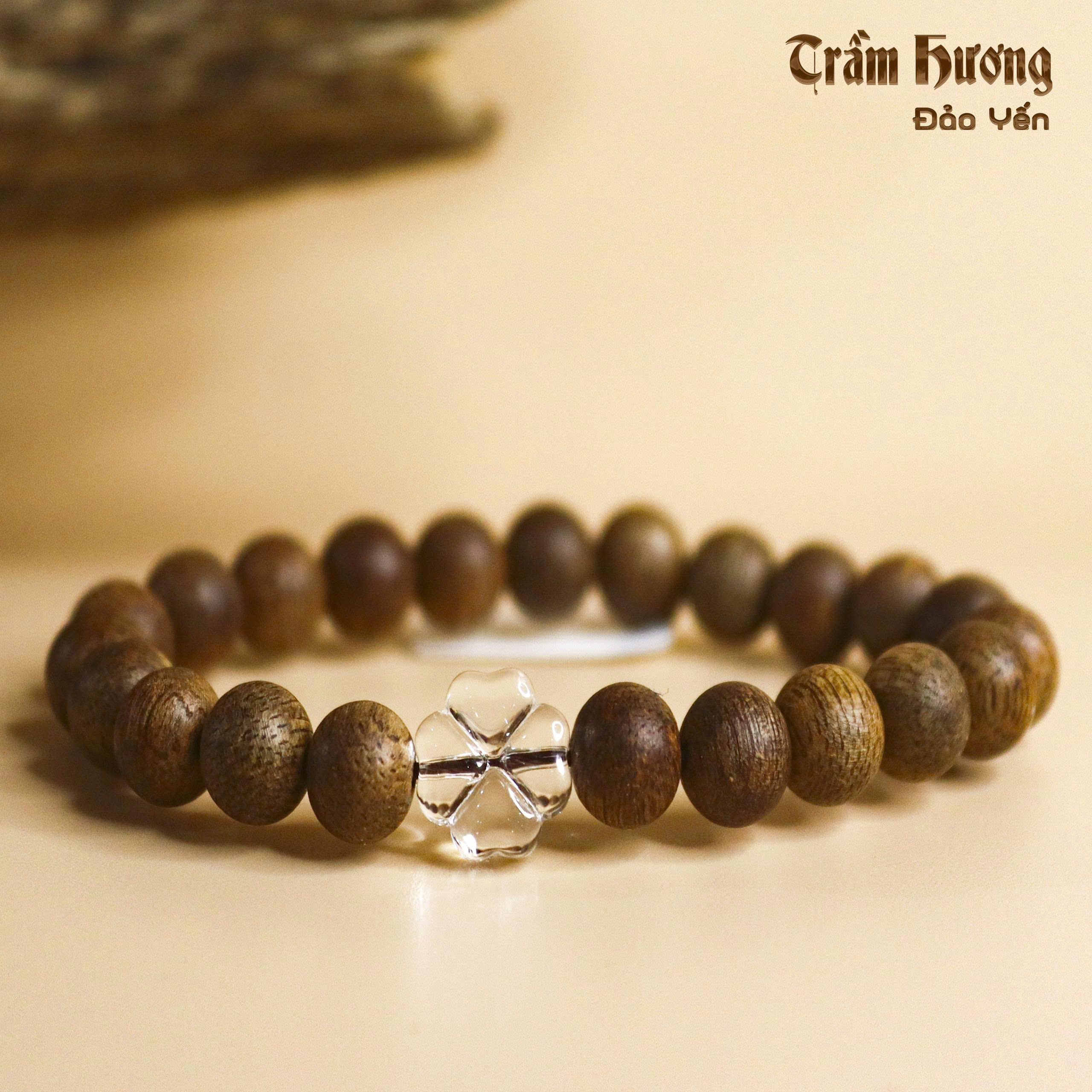 Trầm Hương Đảo Yến